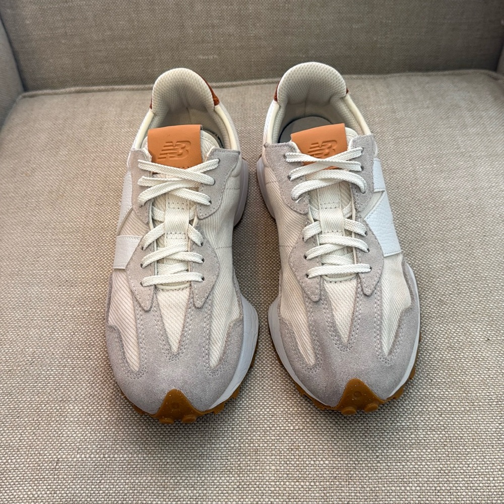 New Balance 327 Running Shoe Size 8.5 Rust/Sand